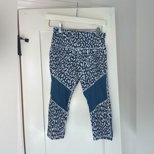 Varley Cropped Leggings with Mesh